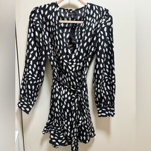 Petite Abstract Print Ruffle Woven Wrap Dress